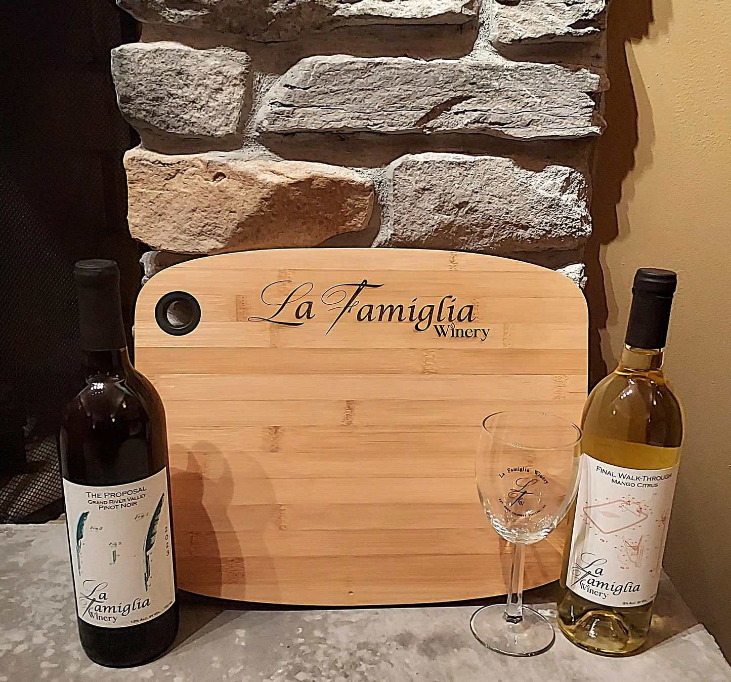 La Famiglia Winery Engraved Charcuterie/Cutting Board
